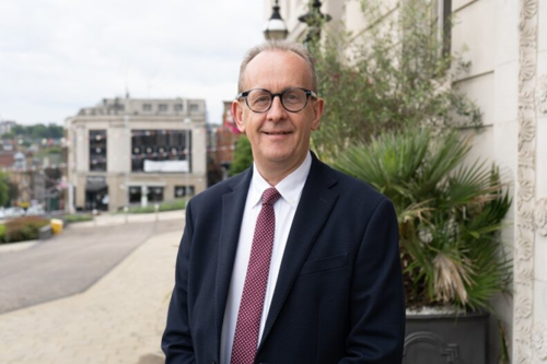 Cllr Sir Stephen Houghton