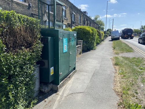 Air quality monitoring on Mayo Avenue